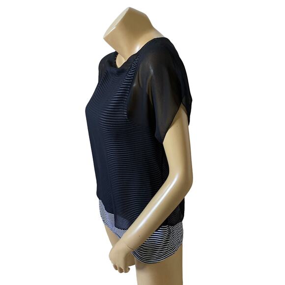 EXPRESS Womens Size Small Short Sleeve Layered Black White Tunic Shirt Top - Picture 2 of 10